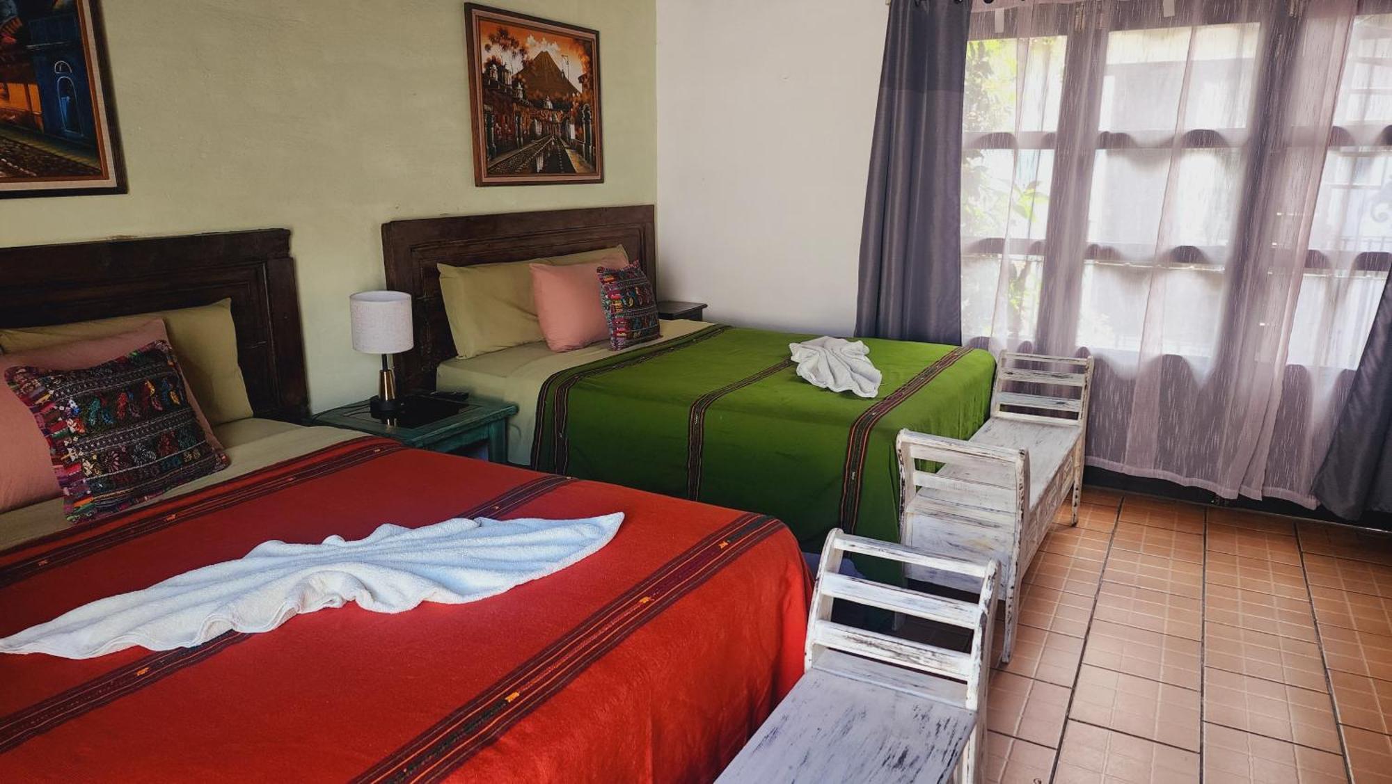 Magnolias Hotel Antigua Room photo